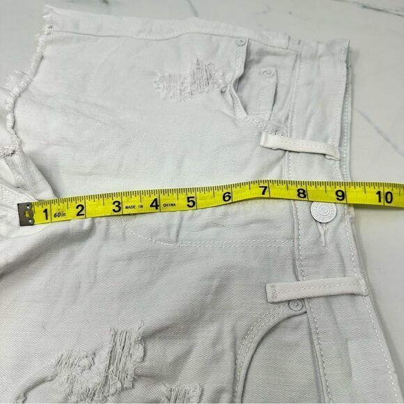 Denizen Distressed High Rise Jean Shorts- Size 26 - Picture 5 of 10